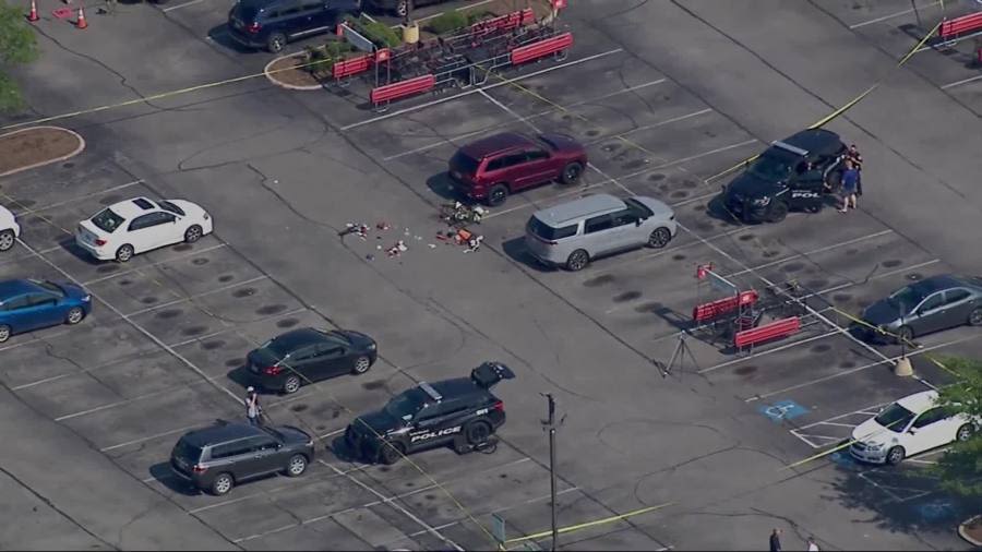 Live: Mom, 3-year-old son stabbed outside North Olmsted Giant Eagle