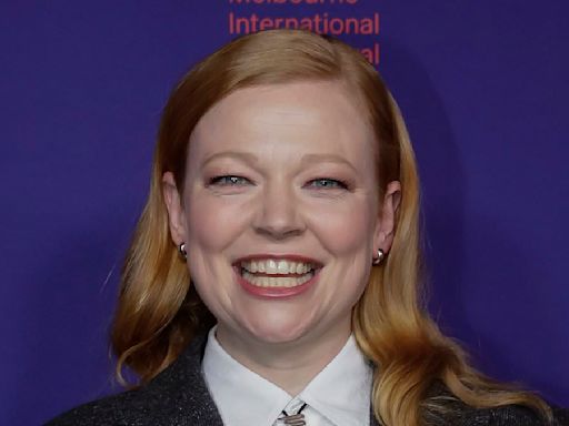 Sarah Snook looks chic at the Melbourne International Film Festival