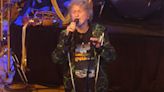 Watch Jon Anderson perform Yes classic Gates Of Delirium