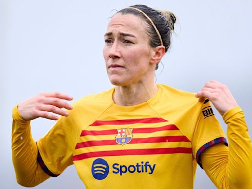 Barcelona face big decision on Lucy Bronze renewal