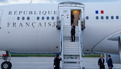 Macron llega a Nueva Caledonia en medio de intensa inestabilidad