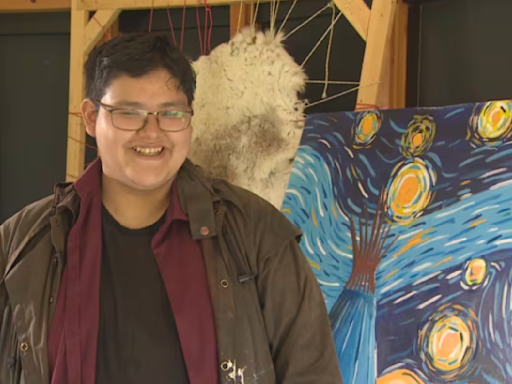 Young Cree artist's version of Vincent van Gogh's Starry Night wows graduation