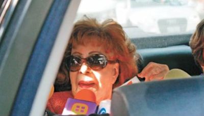 Sylvia Pasquel presume buen semblante de su madre Silvia Pinal