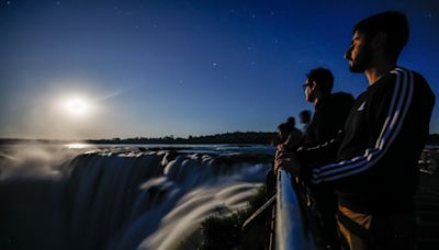 Aplazada por lluvias la reapertura de las pasarelas para visitar las cataratas de Iguazú