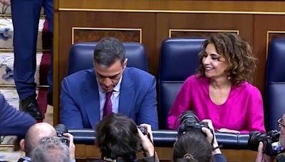 Ministros y socialistas arropan a Sánchez mientras que el PP tilda de pantomima su reflexión - MarcaTV