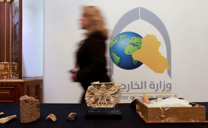 Iraq exhibits ancient artefacts returned by U.S. and other countries