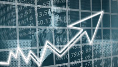 HCL Tech vs TCS: Which IT stock to buy after strong Q1 results 2024 | Stock Market News