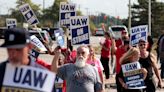 UAW strike 2023 against Detroit automakers: Updates, news from the picket sites