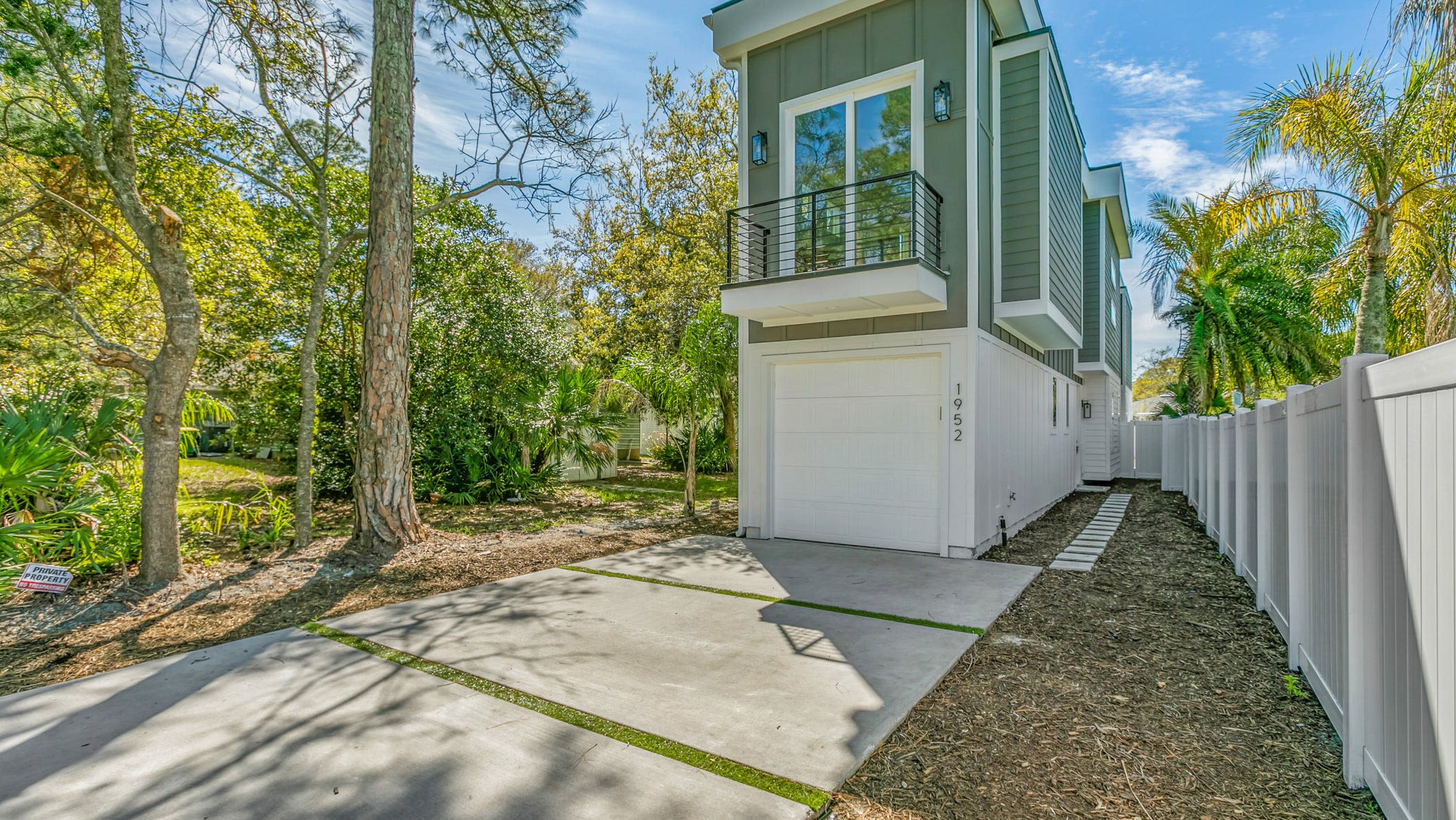 Long on luxury, this Jacksonville Beach skinny house is making waves on Zillow Gone Wild