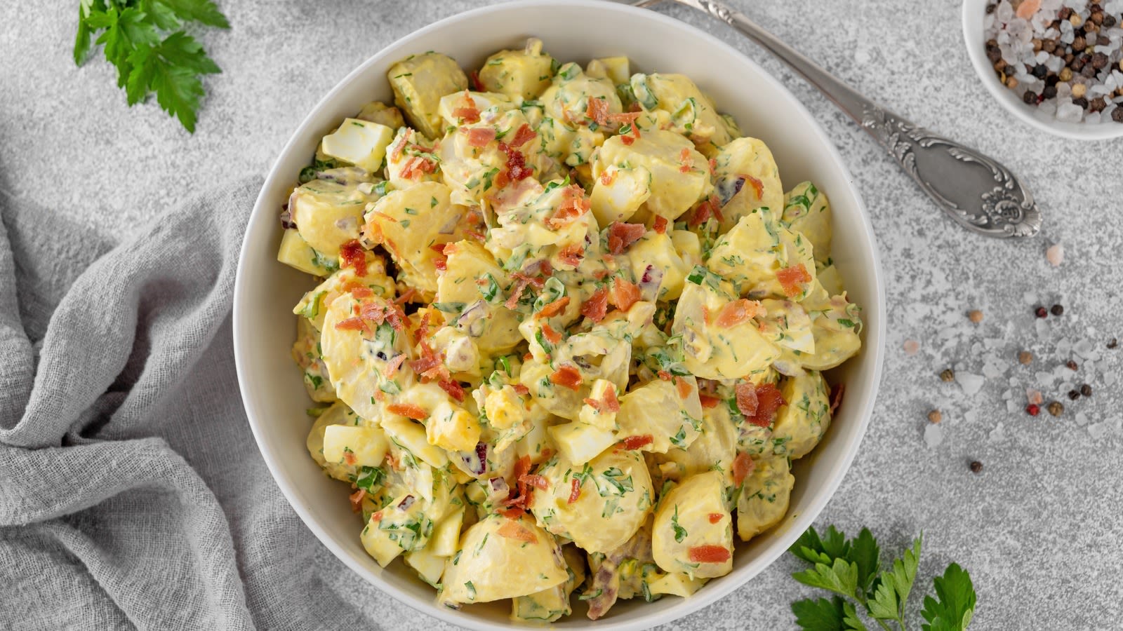 Lemon Juice Is The Secret Ingredient For An Unbeatable Potato Salad