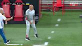 Jorge Sampaoli festejó provocativamente un gol que fue anulado en Sevilla - Valencia, Erik Lamela empató en el final y Papu Gómez fue expulsado pero no dejó la cancha