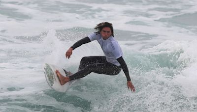 Surfista Bryan Pérez es el segundo clasificado de El Salvador a los Juegos Olímpicos París 2024 - El Diario NY