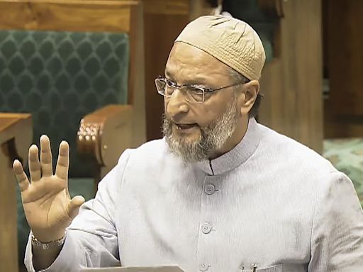 Govt. considers Muslims untouchables, denying them political representation: Owaisi