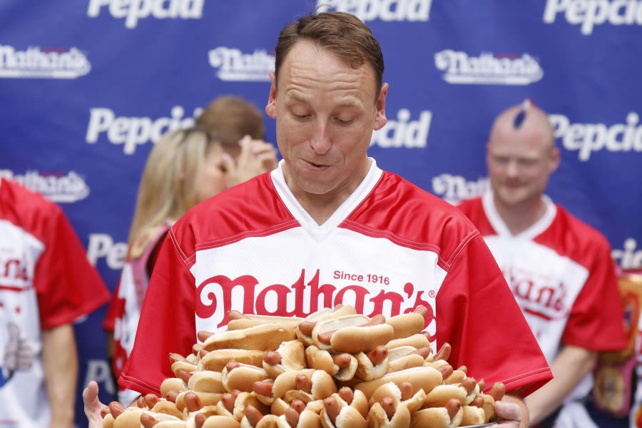 Longtime Nathan's hot-dog eating champ Joey Chestnut beats team of soldiers