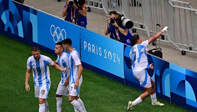 Argentina y Francia ganaron y se enfrentarán en los cuartos de final de fútbol en los Juegos Olímpicos