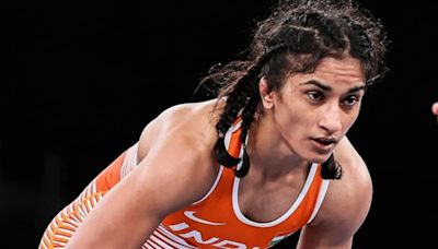 Olympics-Bound Wrestler Vinesh Phogat Advances To Grand Prix of Spain Final | Olympics News