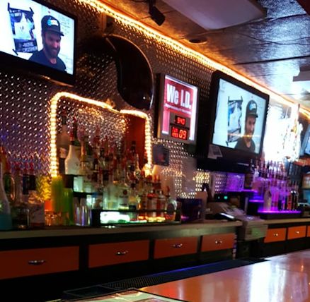 hot shots bar and grill webster groves