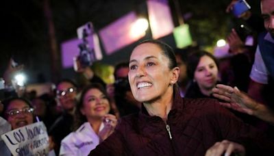 Mexico's presidential frontrunner Sheinbaum widens lead in April poll