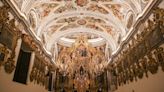 ¿Alguna vez te has preguntado por qué Sevilla tiene tantas iglesias?
