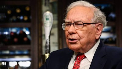 Buffett's Berkshire trims BofA stake further by $3 billion in June