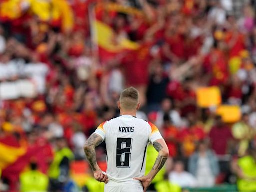 De forma emotiva Toni Kroos se despide oficialmente del fútbol