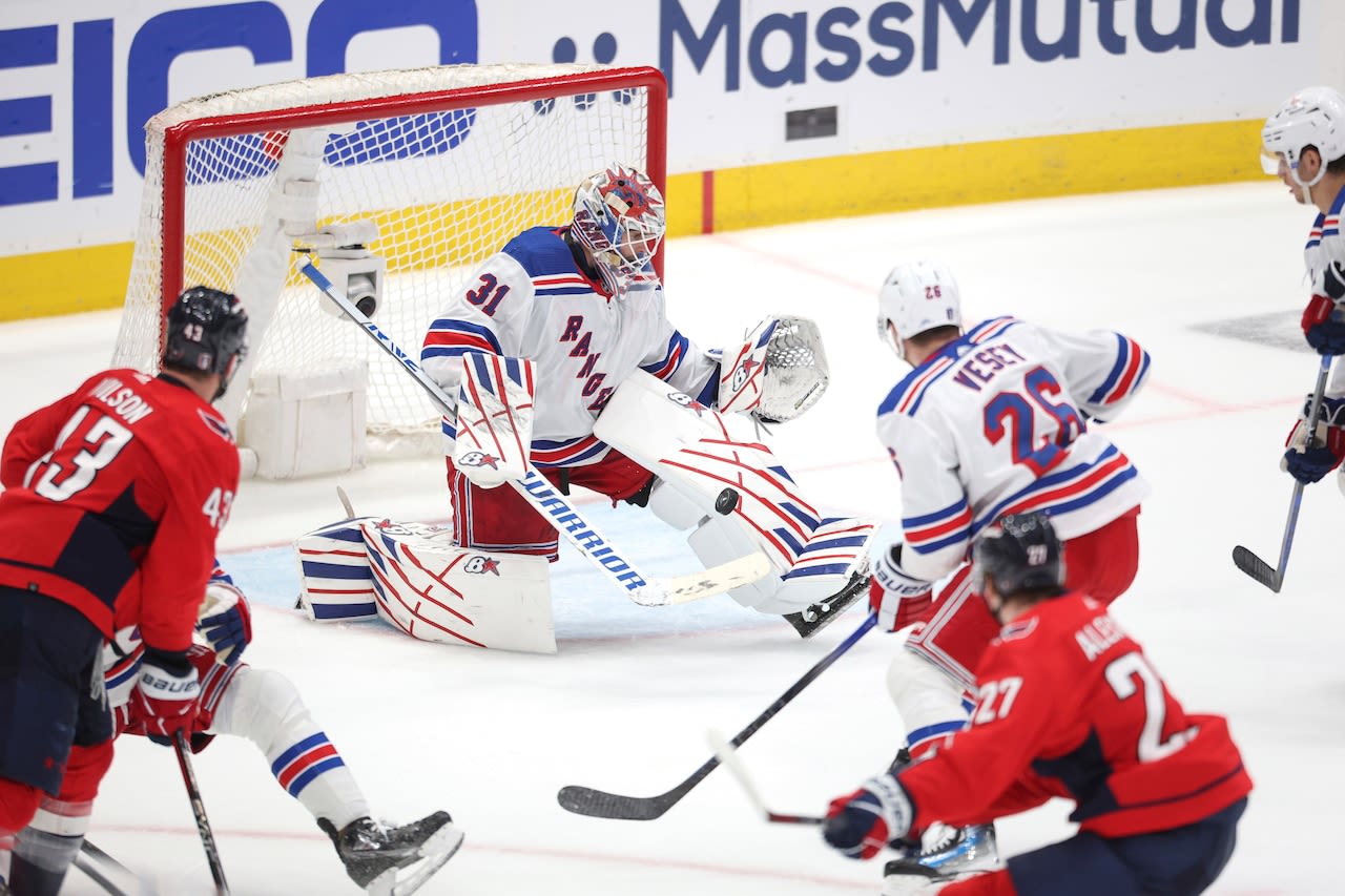 Hurricanes at Rangers: How to watch Game 1 of NHL playoffs for free