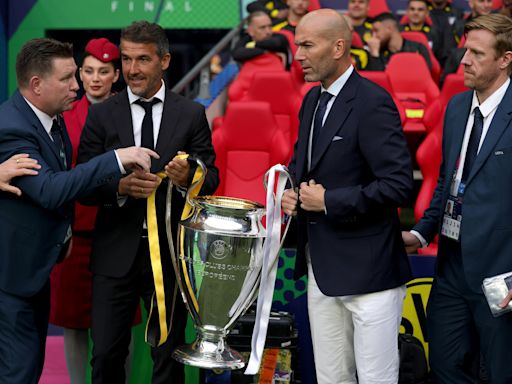 Zidane y Riedle llevan la Champions a Wembley