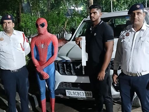 Another Delhi ‘Spiderman’ arrested for riding on car bonnet in Dwarka | Today News