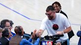 Many people commented on Chiefs star Travis Kelce’s fashion choice at NBA game