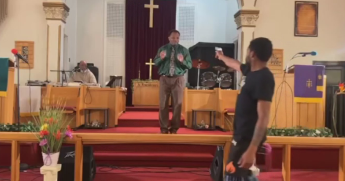 Pennsylvania pastor "blessed" to be alive after gunman tries to shoot him during sermon