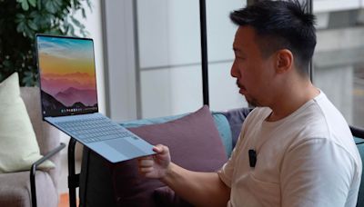 Huawei MateBook X Pro Review: So Light I Can Hold With Two Fingers