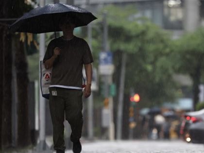 對流旺盛 雙北等10縣市大雨特報