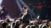 Tim McGraw Kicks Off Holiday Season By Surprising Fans With Six New Songs