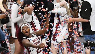 National champions signing autographs in Dayton this weekend