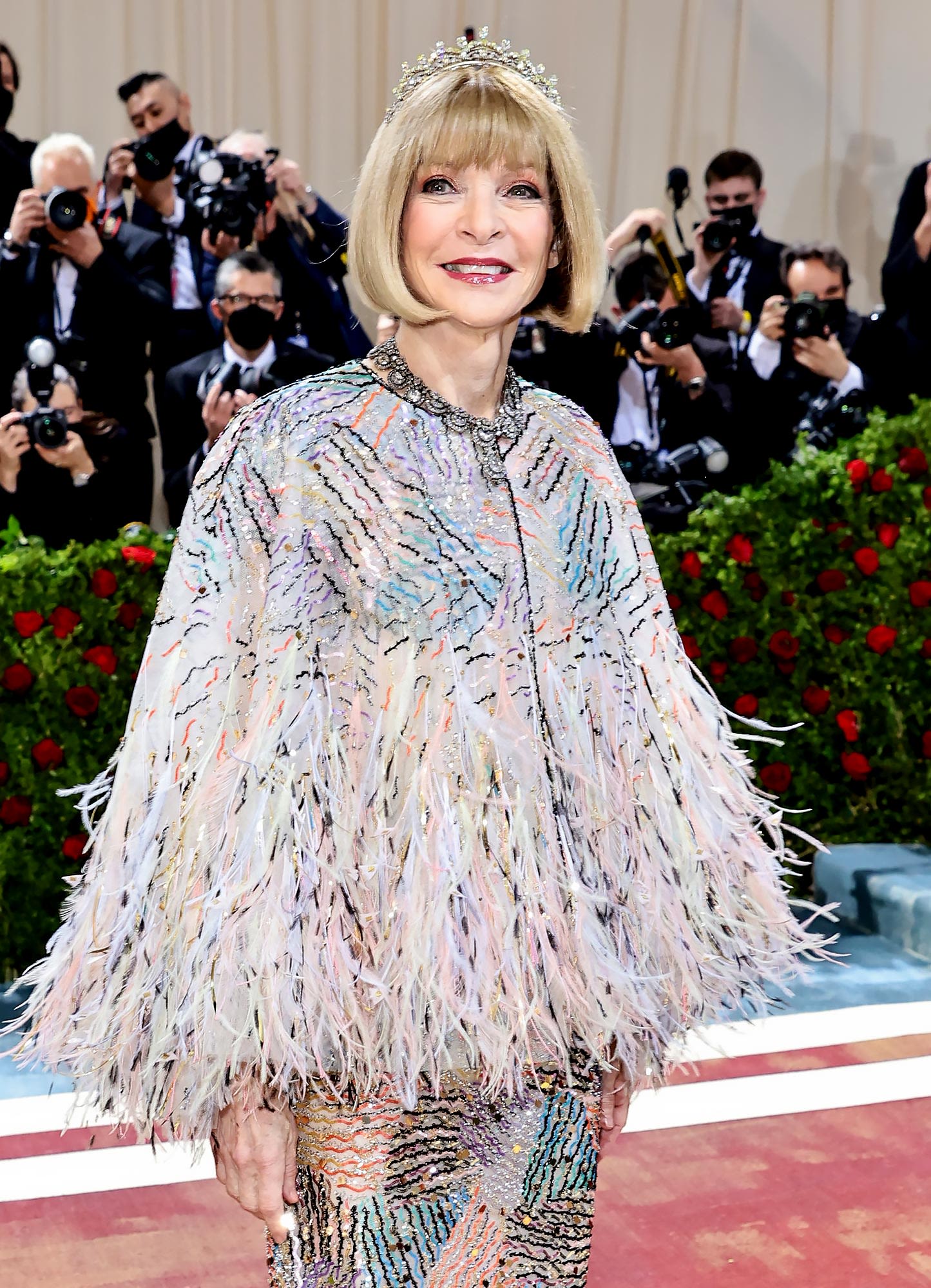 Anna Wintour Banned Chives, Onions and Garlic from the Met Gala Menu