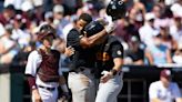 Tennessee forces College World Series finals to third game with win over Texas A&M