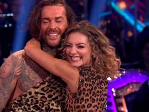 Signs Strictly's Pete Wicks and Jowita Przystal have 'fallen for each other'