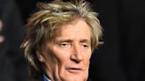 El susto de Rod Stewart y de su esposa luego del colapso de su hijo menor en un partido de fútbol