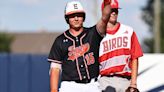 Chase Alwardt helps Edwardsville slip past SWC rival Alton in sectional showdown