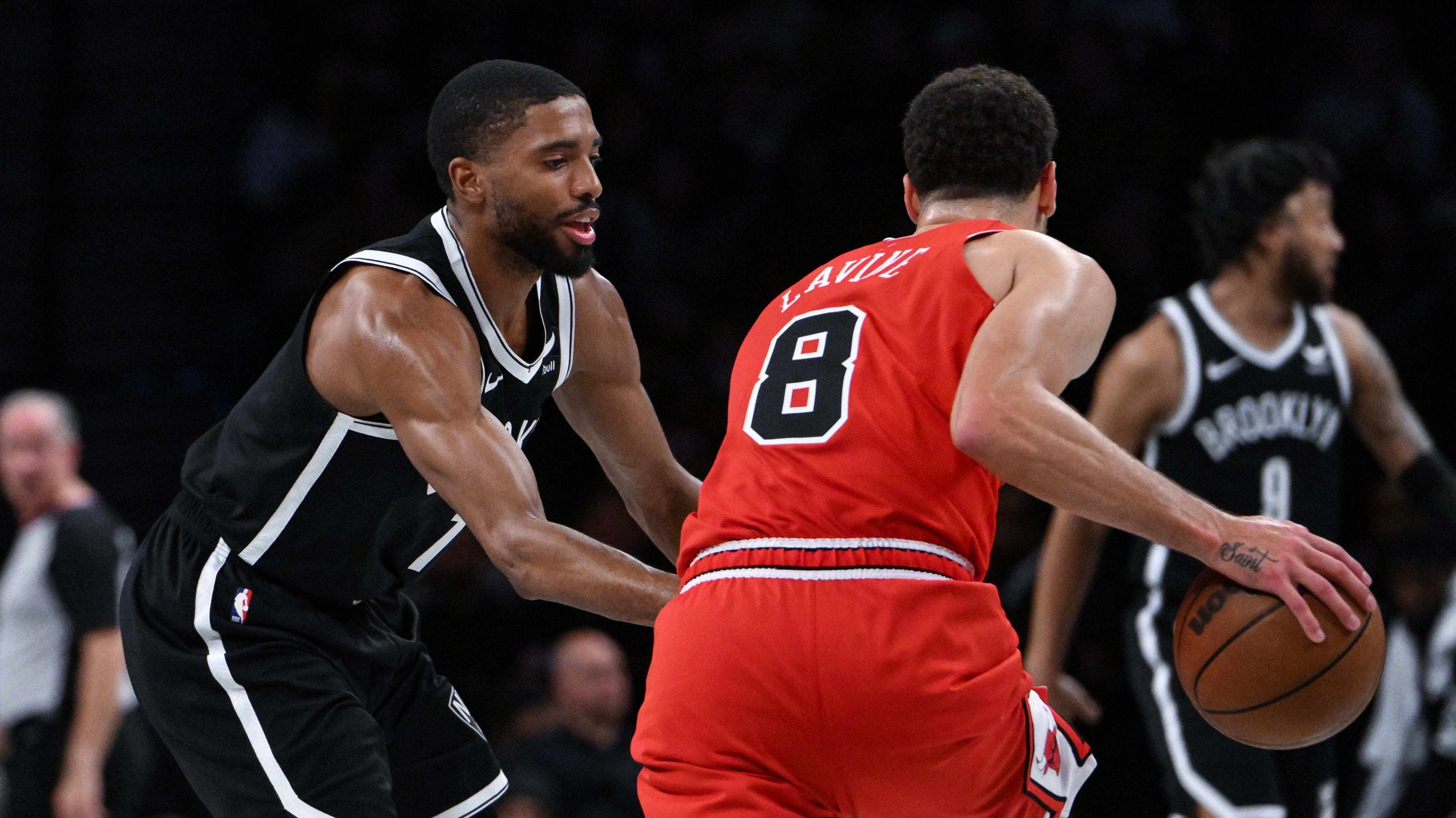 Should Brooklyn Nets Pursue Chicago Bulls Star Forward?