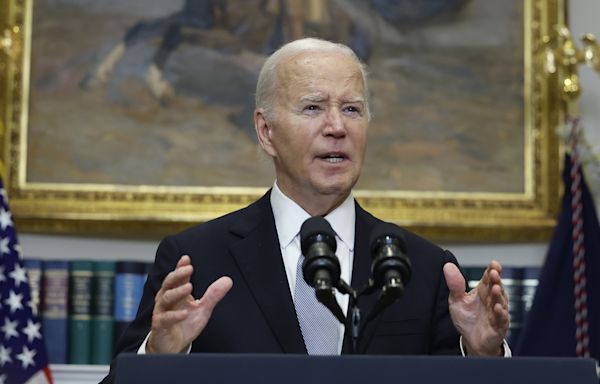 Joe Biden's appearance after COVID diagnosis goes viral