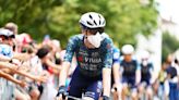 Tour de France: abandon d'Ayuso, réapparition des masques... Comment le retour du Covid fait trembler le peloton