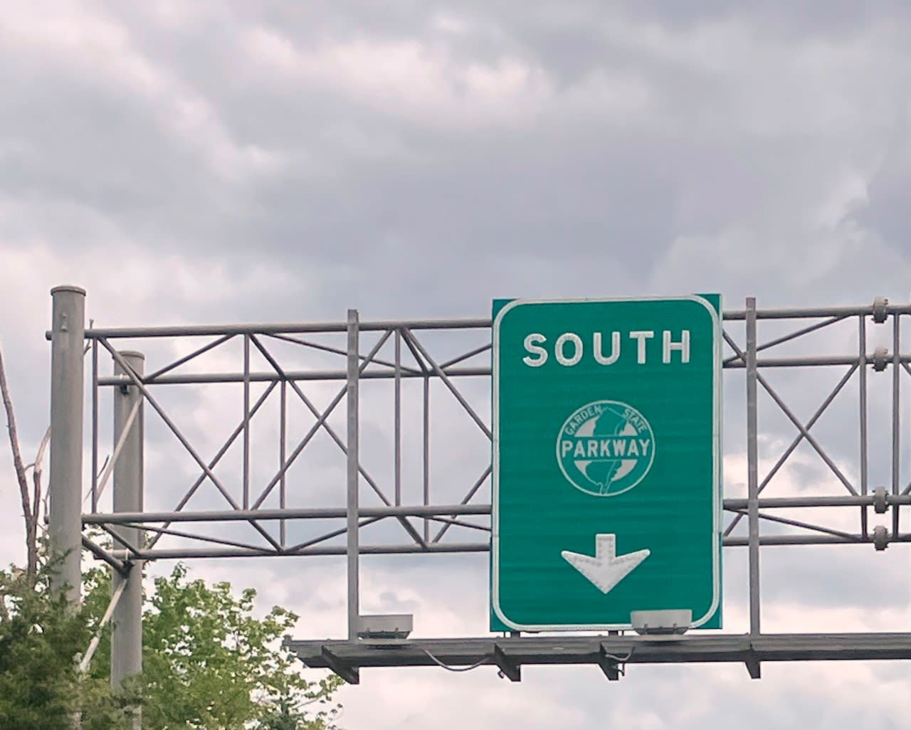 Motorcyclist killed in crash with dirt bike on Garden State Parkway