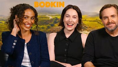 Will Forte, Siobhn Cullen & Robyn Cara Praise The Stunning Views Of Ireland In Netflix's Bodkin