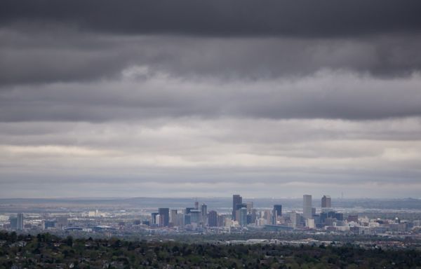 Denver weather: Warming up ahead of storm chances into the weekend