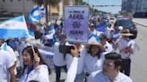 Hundreds of Nicaraguan Americans in Miami raise awareness of Ortega's "dangerous" regime