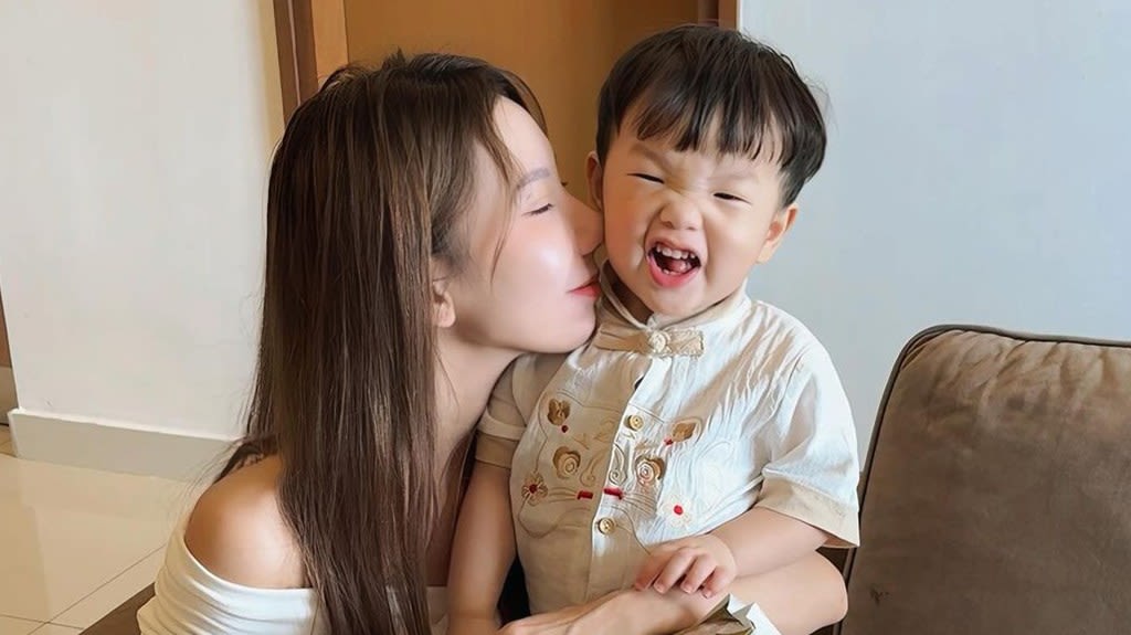 Influencer Jasmine Yong announces drowning death of toddler son