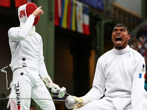 Fencing cuts a dash with spectacular Olympic show