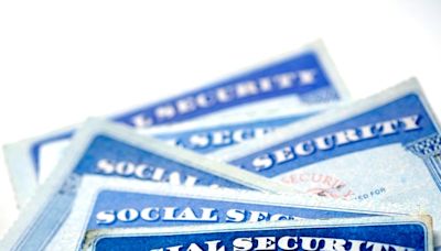 Here's the Average Age Americans Claim Social Security and the Monthly Benefit They Receive