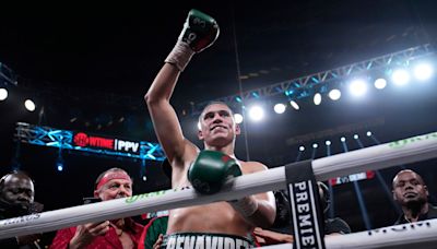 Promotor de boxeo revela el motivo por el que David Benavídez seguirá en las 175 libras - El Diario NY